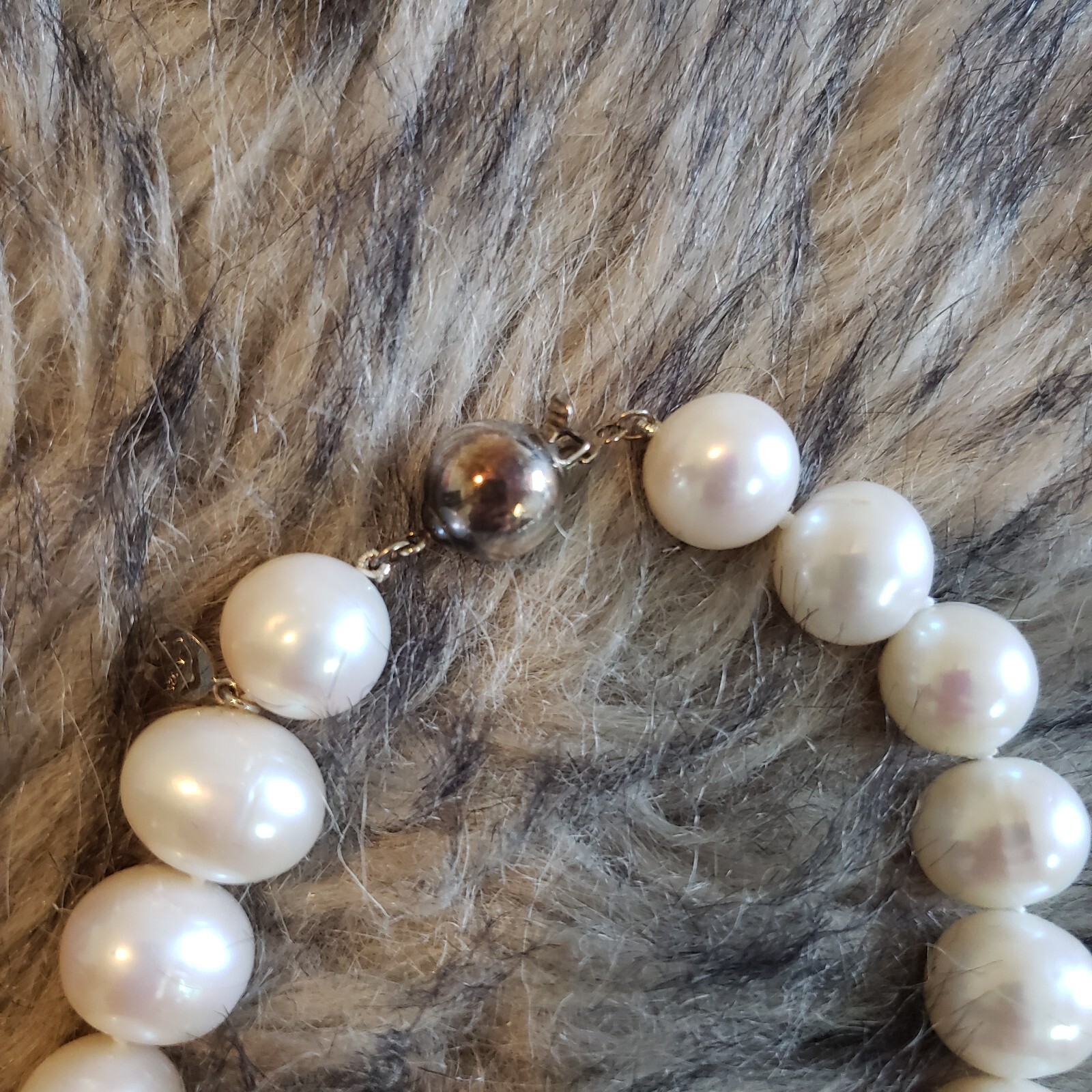 16″ Cultured Pearl Opaque Strand Necklace 11-12MM