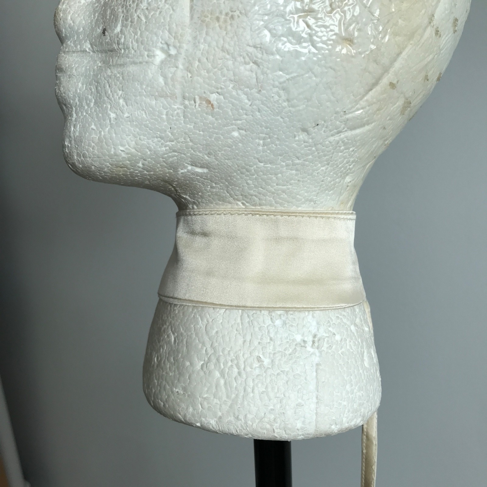 Chocker Ivory White Tie Satin Boho Glam Cocktail Tie Collar