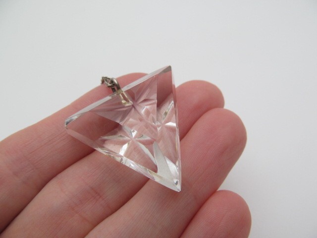 925 Sterling Silver Triangle Clear Star Carved Glass Pendant Oval Chain Necklace