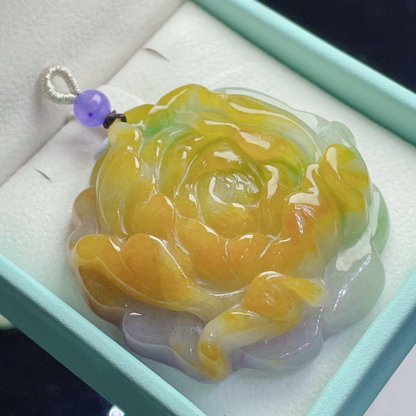 Natural Jadeite light purple Carved flower Amulet Pendant jade luck 花.
