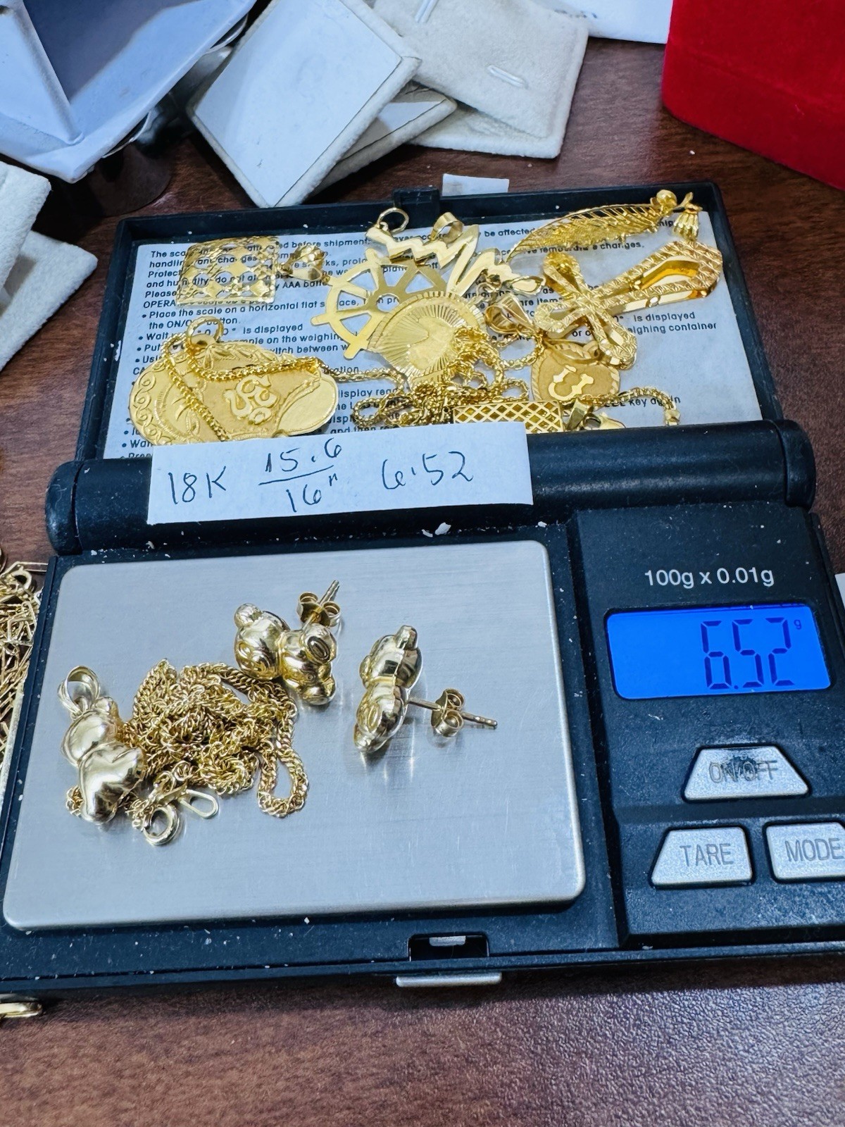 18K 750 Gold Bear Set Earring & Necklace 15.6”/16” Long 6.5g 2.2g