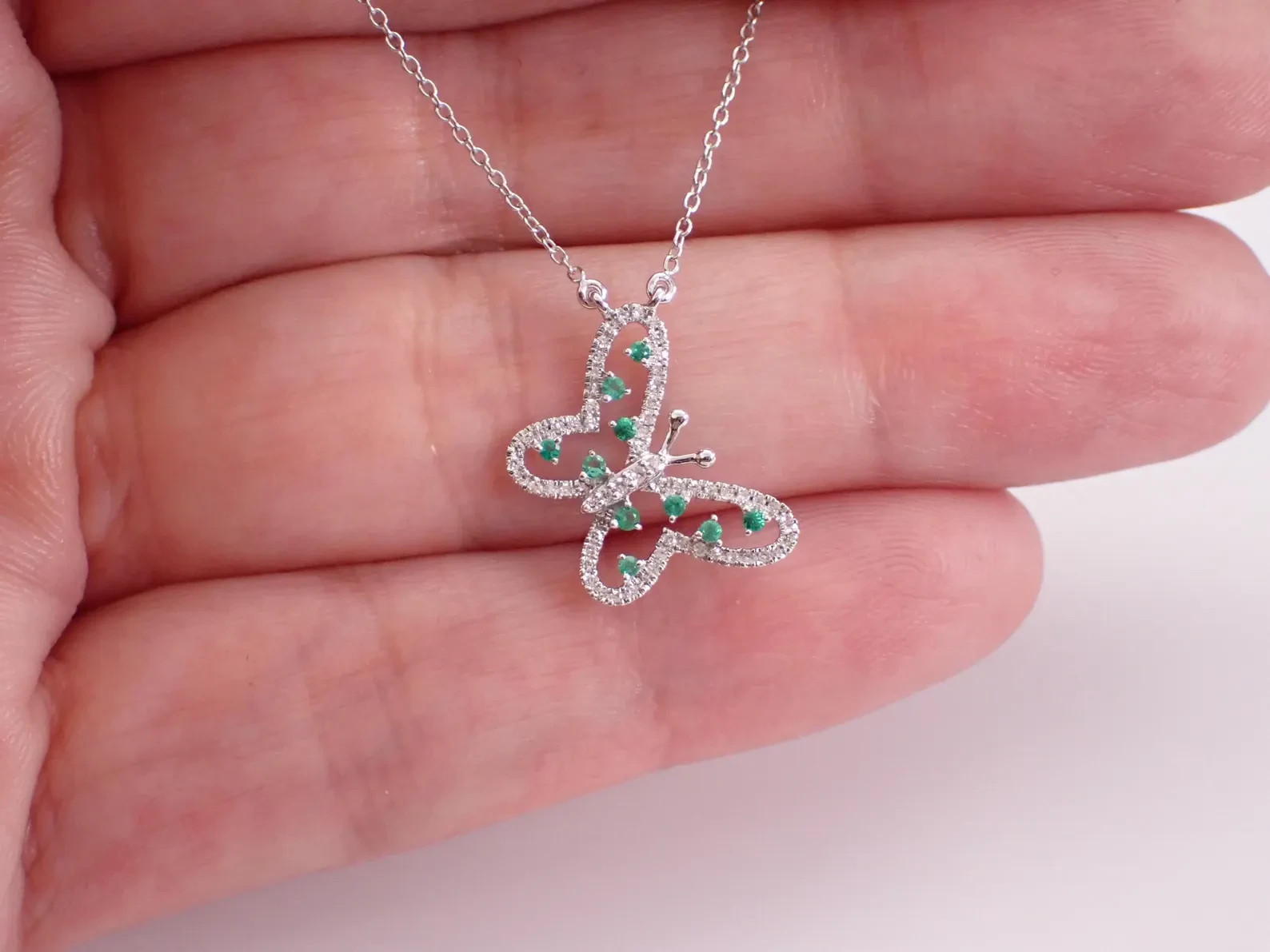 1.40 Ct Round Emerald Moissanite Butterfly Shape Necklace 14K White Gold Plated