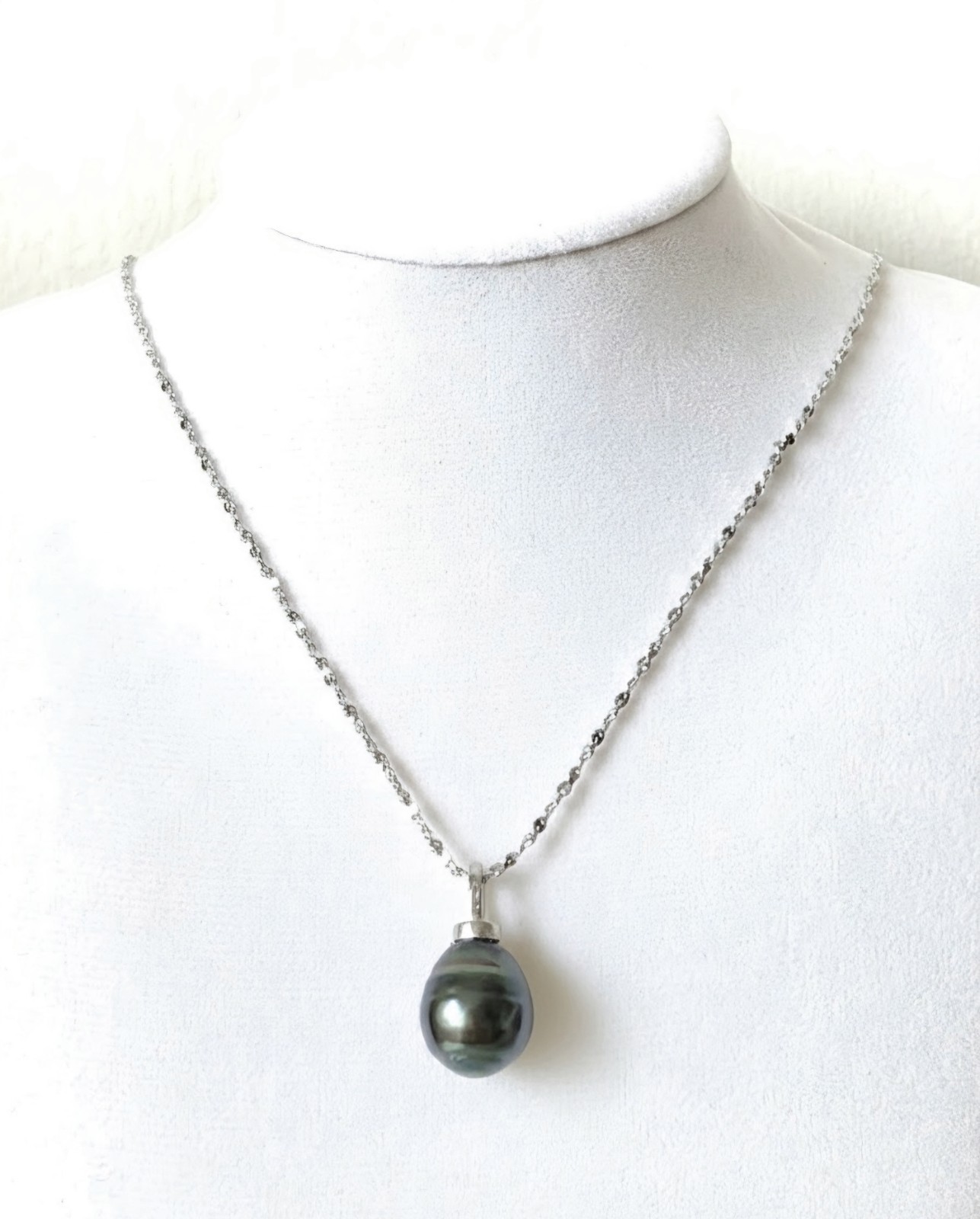 Seawater Tahitian Pearl Pendant Necklace Peacock Green – 12mm NEW