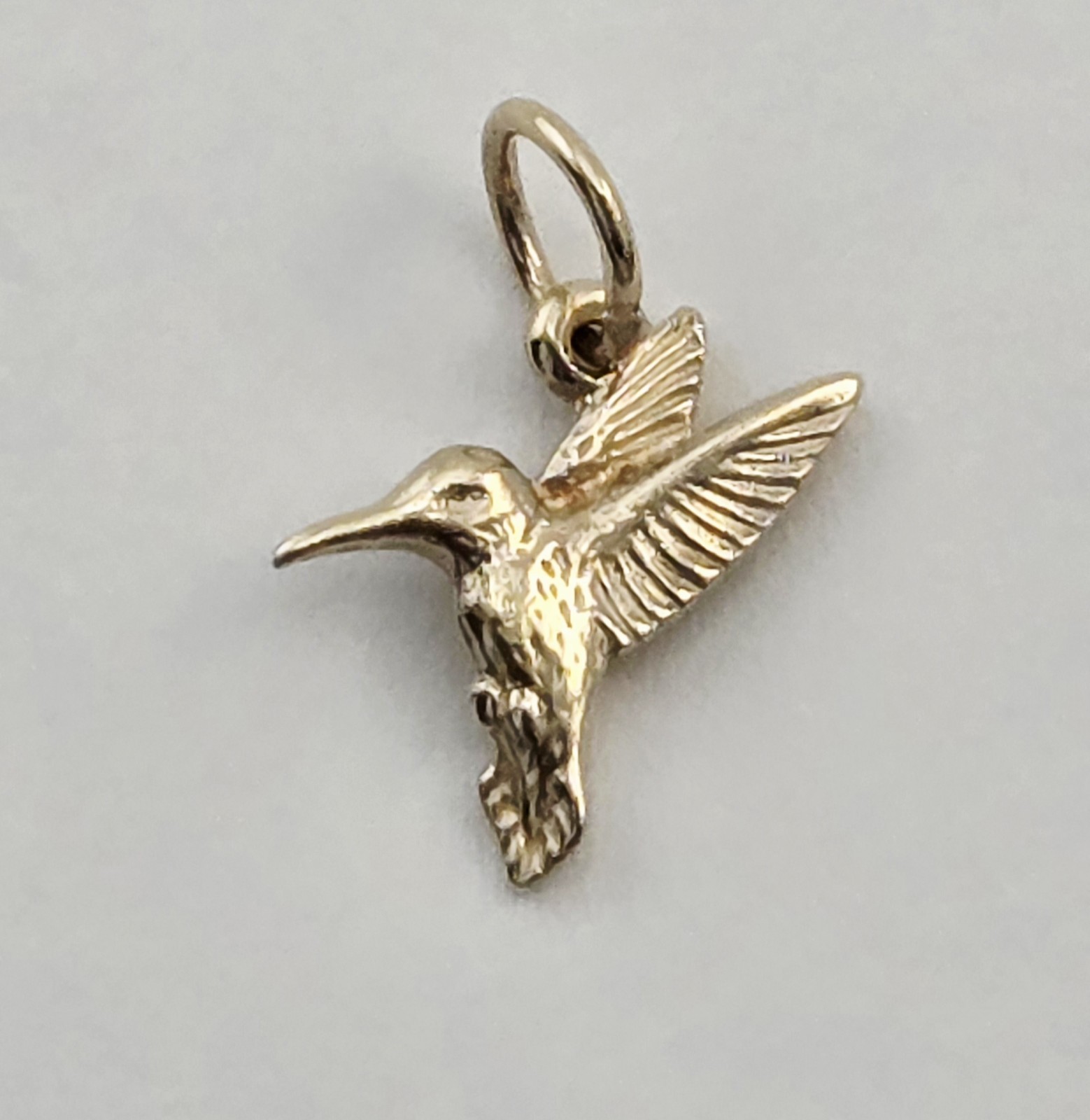 Vintage James Avery 14K Yellow Gold Hummingbird Charm Pendant – 0.91g