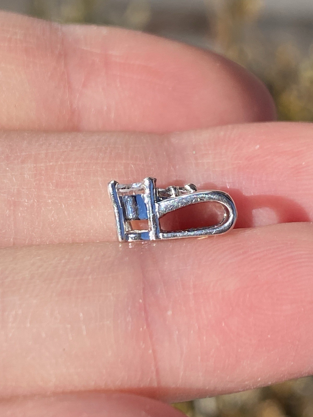 Solid Platinum 0.30CTW 100% Natural Round Diamond Pendant