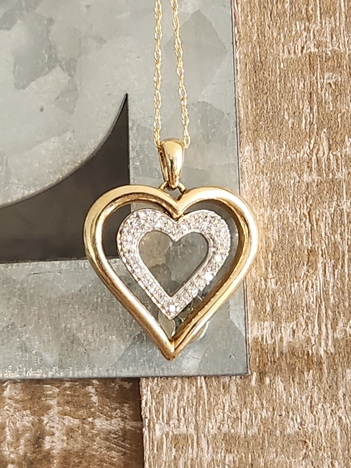 10k Yellow Two Tone Gold Heart Diamond Pendant Necklace 18″ 1/10 cttw 4 grams