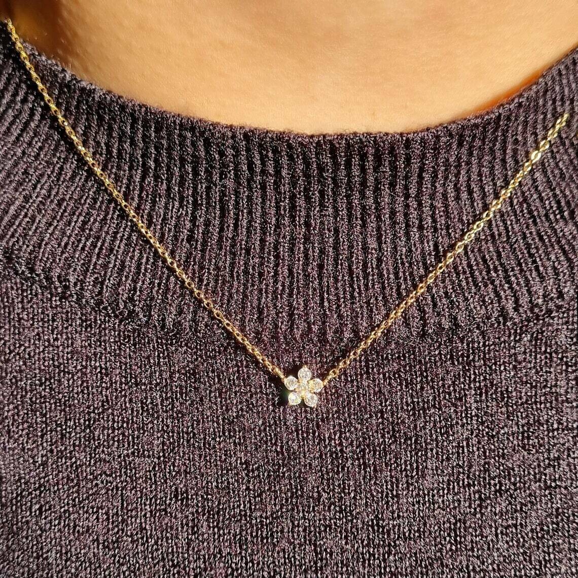 0.50Ct Round Lab Created Diamond Beautiful Flower Pendant 14K Yellow Gold Plated