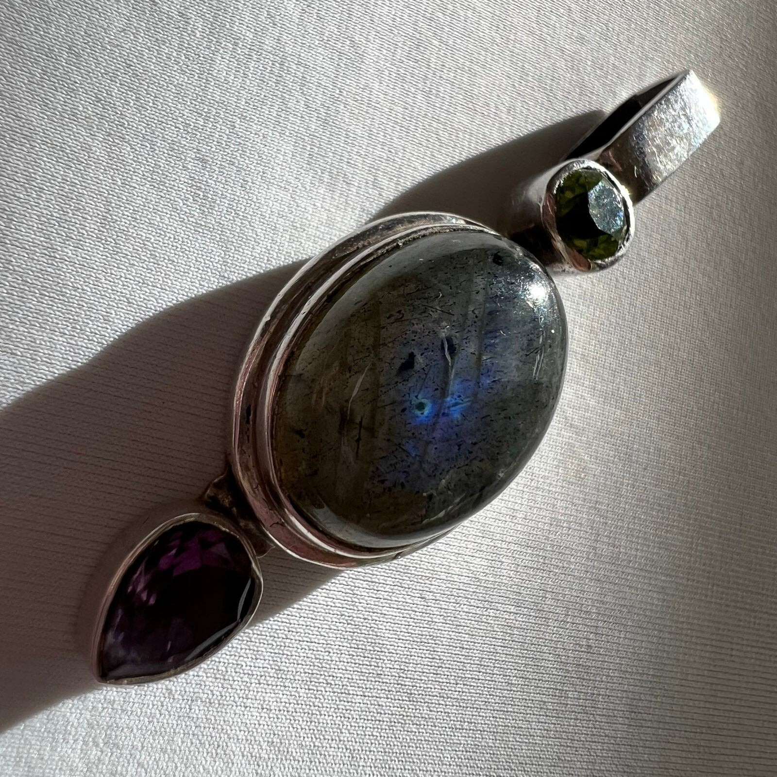 Labradorite Peridot Amethyst Gem Stone Made in India Silver Estate Pendant