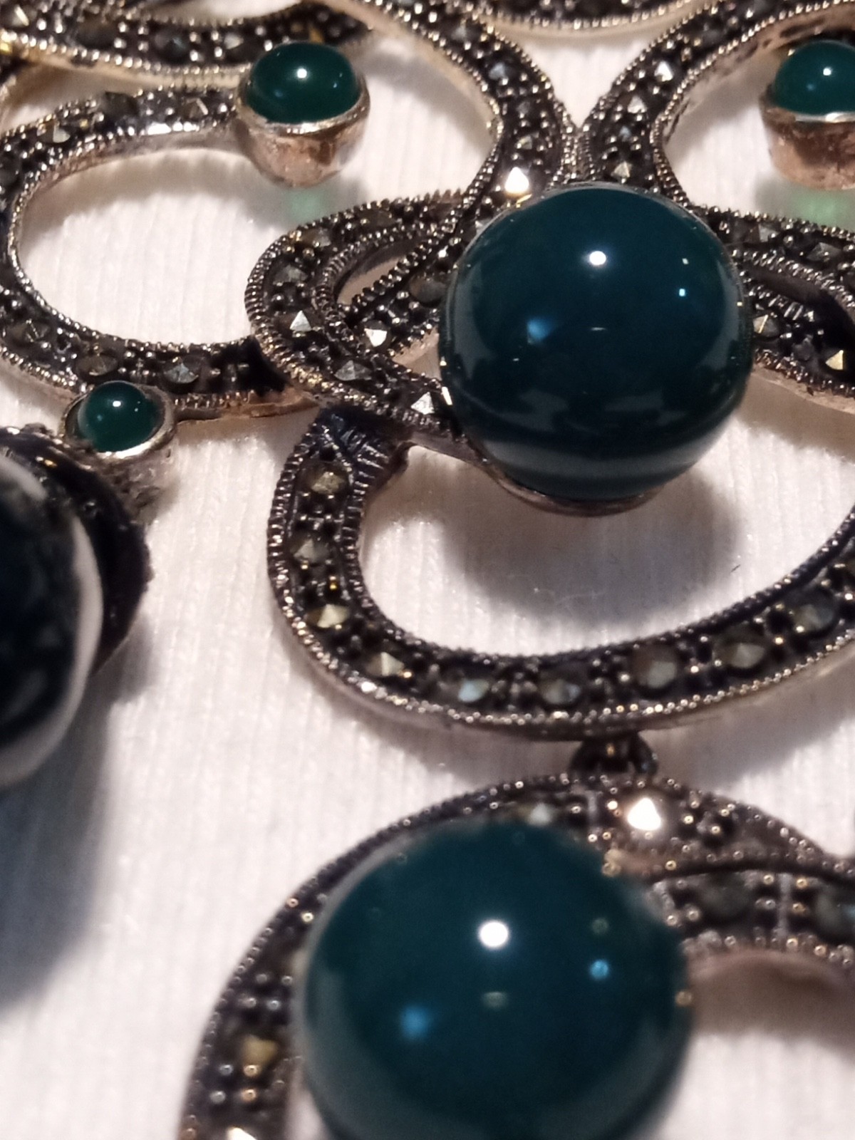 Spectacular Sterling 925 Marcasite Green Stone Statement Bib Necklace