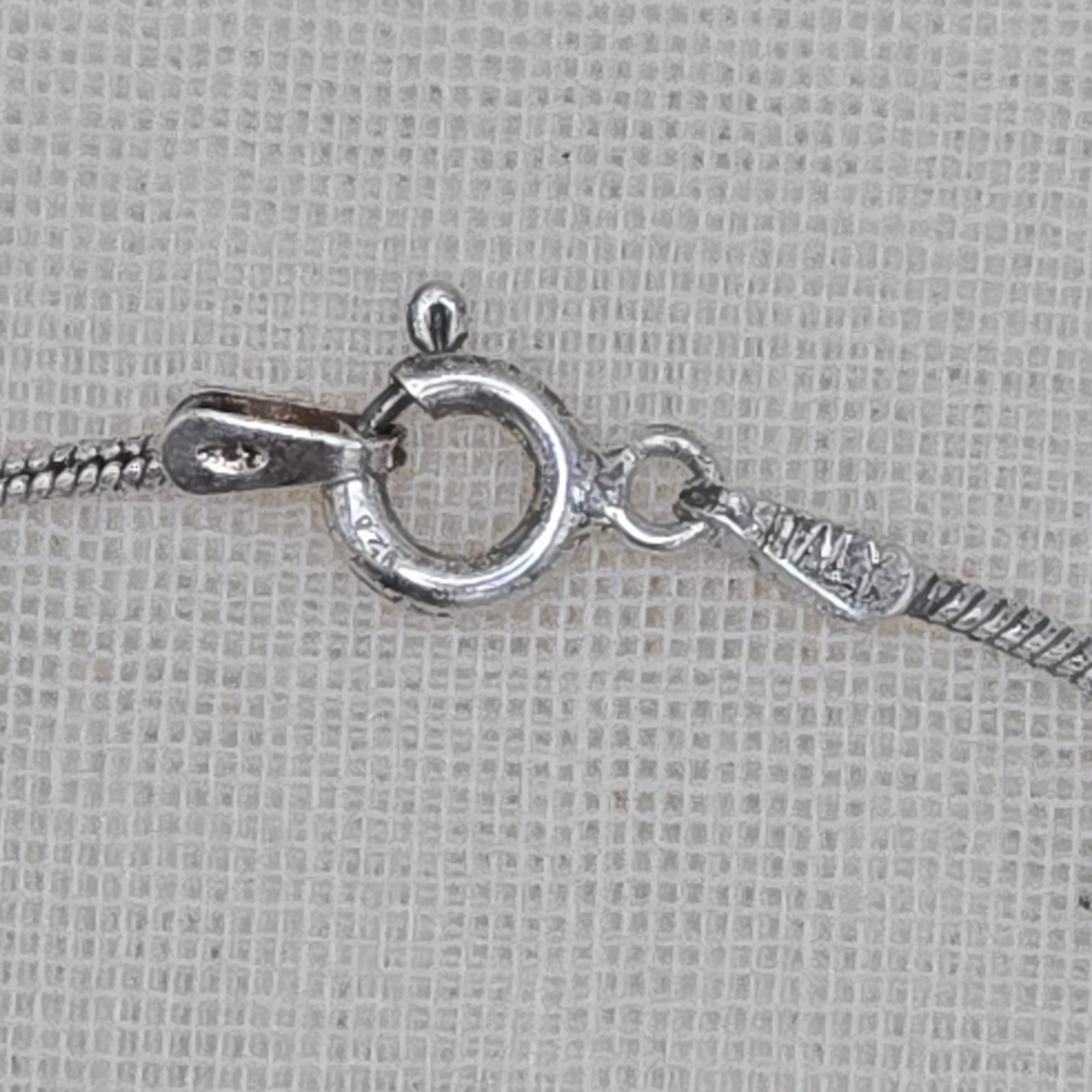 925 Sterling Silver 16” Beaded 7 Station Serpentine Necklace