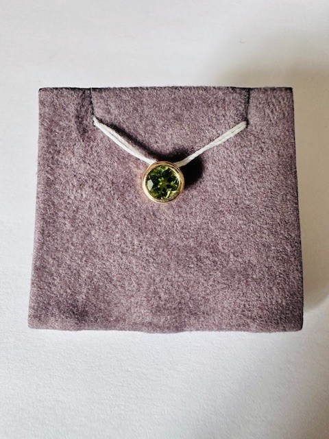 Dainty Estate 10K Yellow Gold Round Peridot Bezel Charm Pendant