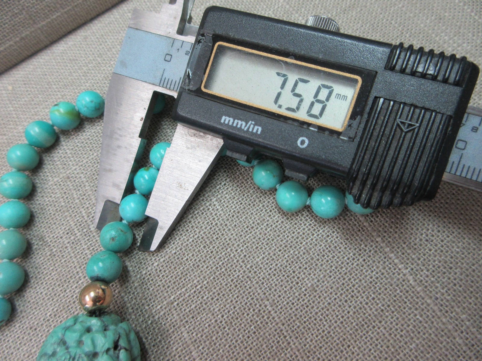 Vtg 14K Fishhook Clasp Turquoise Beads & Carved “Shou” Bead Necklace 18″ 39.7 G