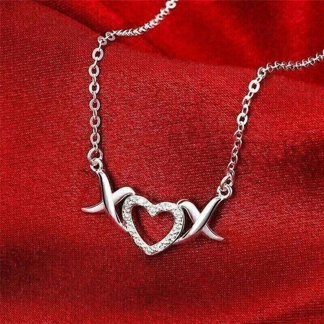 Gorgeous Heart Pendant 1.00Ct Round Cut Lab Grown Diamond 14k White Gold Plated