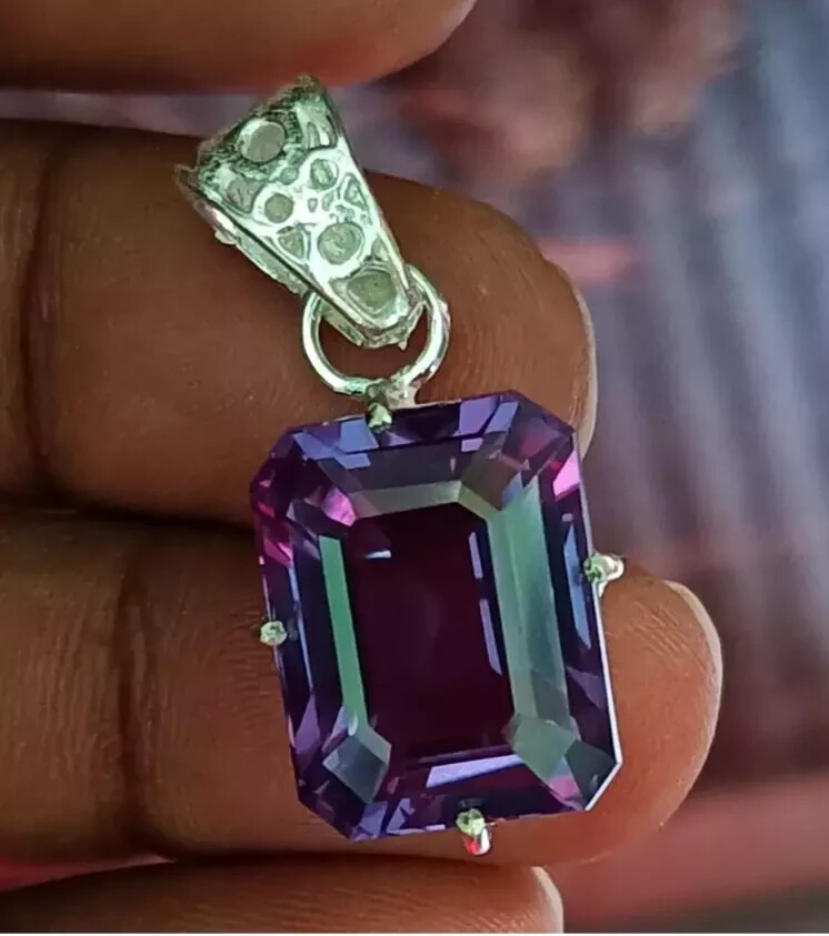 Natural 27.20 CT+ Color Change Alexandrite Certified Gemstone Pendant 925 Silver