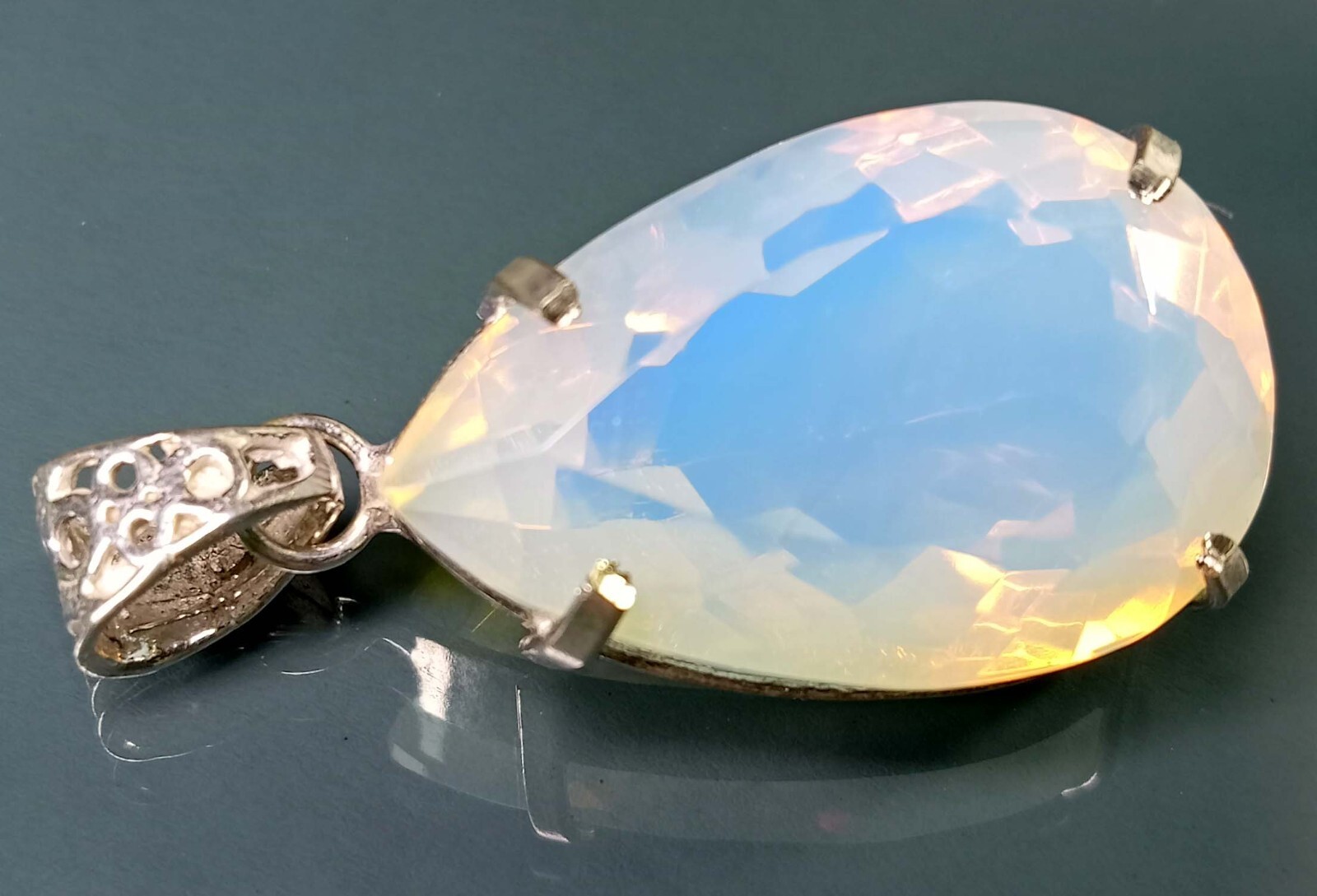 Pendant Locket Fire Opal Pear Cut 75-76 Ct Natural Gemstone EGL Certified