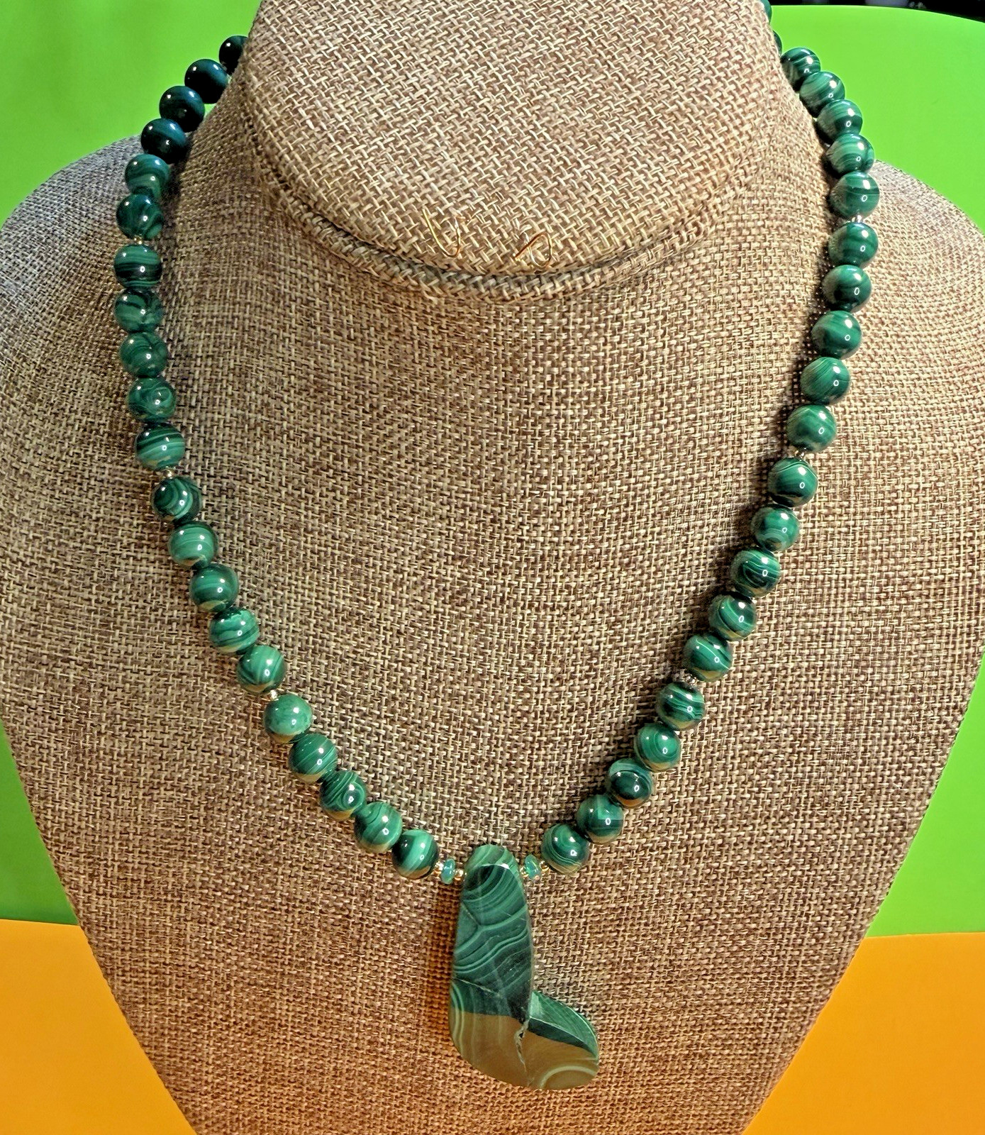 NATURAL EARTHY GREEN CURVED CRESCENT MALACHITE ARTISAN NECKLACE EARRING SET