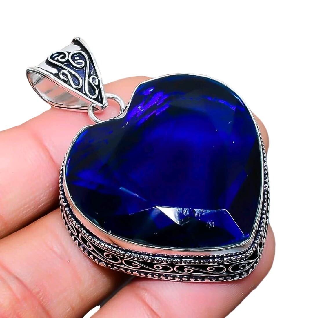 Blue Tanzanite Gemstone Handmade 925 Sterling Silver Jewelry Heart Cut Pendant