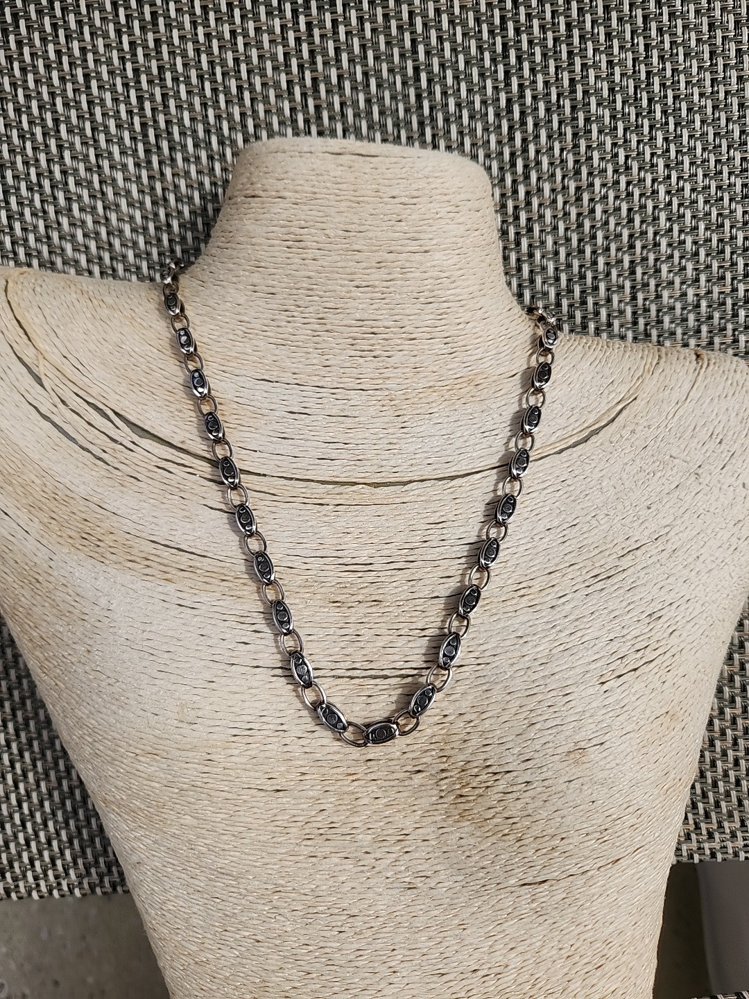 John Hardy Heavy 27.8. Gram Dot Necklace 18″ Long Nice! About 5.5mm