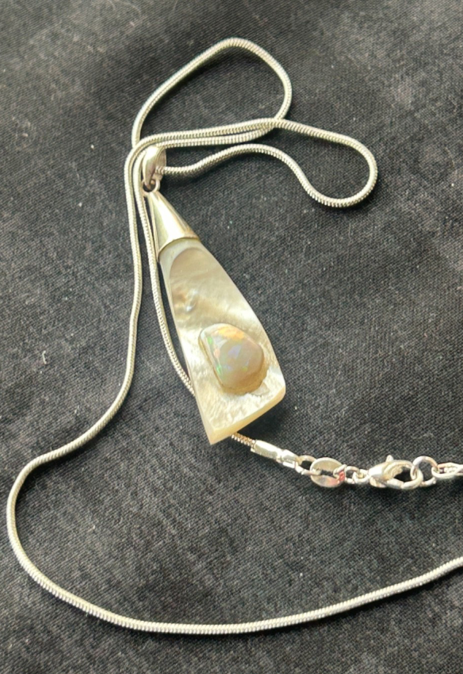 Andamooka Shell Opal