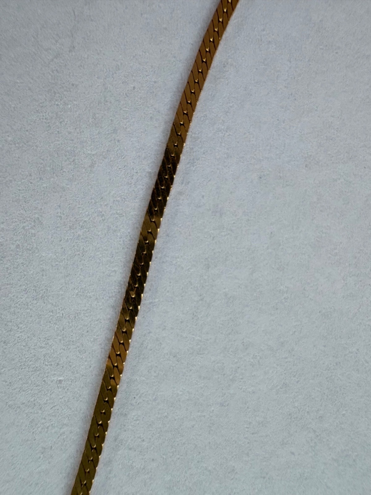 14K GOLD CHAIN NECKLACE, FLAT HERRINGBONE, 16″, PENDANT with SMALL DIAMONDS