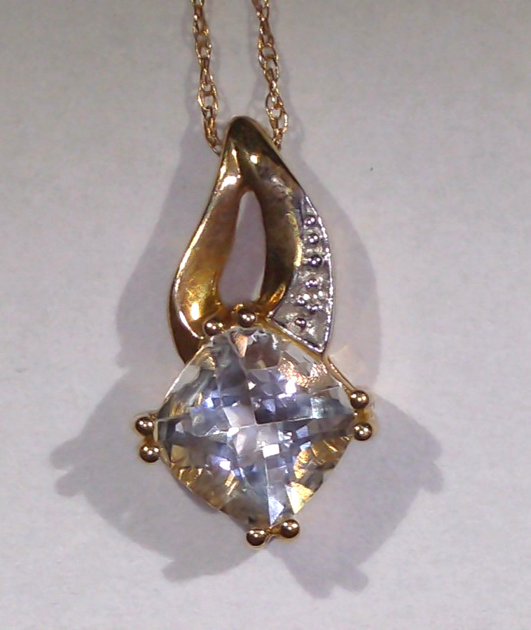 10K Yellow Gold 2.25ct White Cushion Cut Topaz & 0.01ct Diamond Accent Pend Neck
