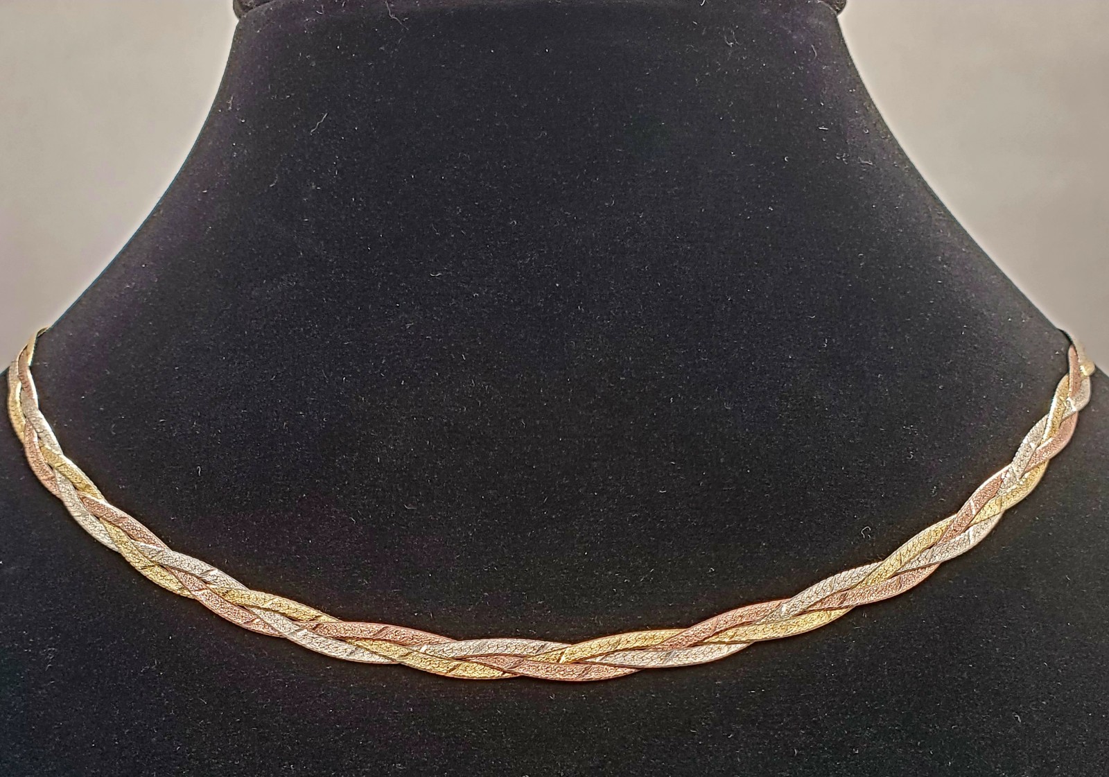 Vintage 925 Sterling Silver Tri-Color Diamond-etched Braided Necklace Italy 18″