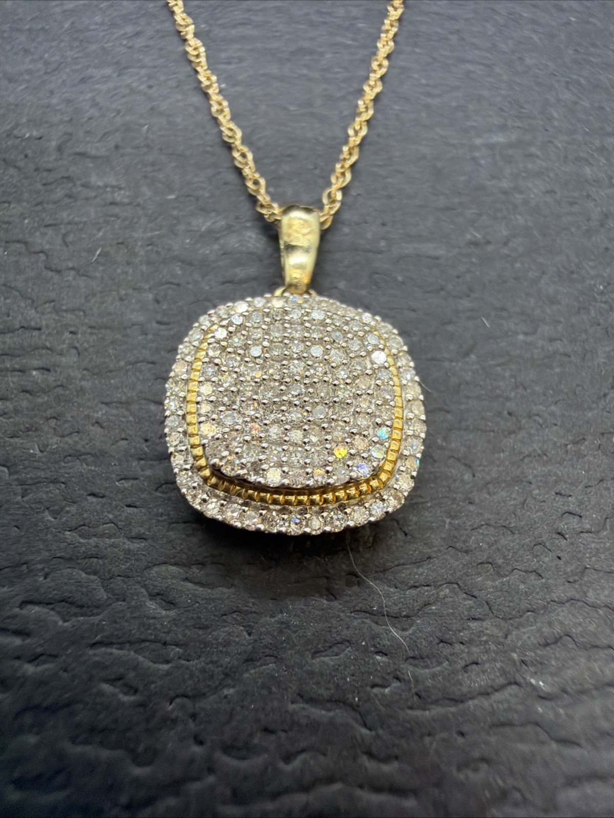 10K Yellow Gold 1/4 CT. T.W. Diamond Cushion Frame Vintage-Style Pendant – 18″