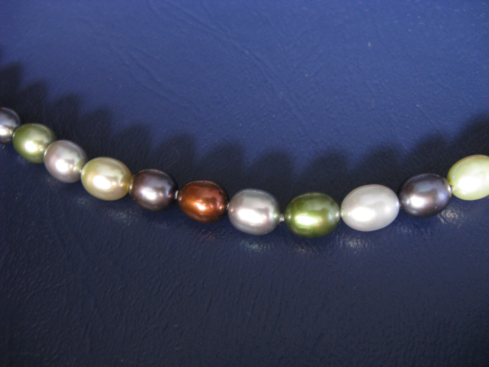 PEARL NECKLACE MULTI COLOR STRAND STRING GREEN BROWN GRAY HONORA Gift Designer