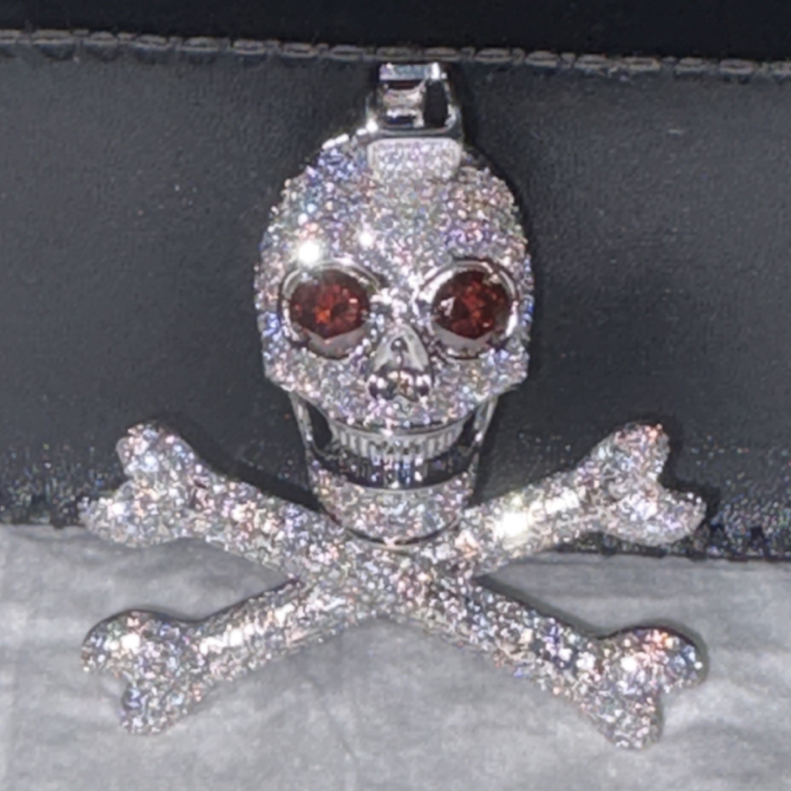 Skull & Crossbones 7.5 Carat Moissanite Pendant Silver Tone W/Rope Chain