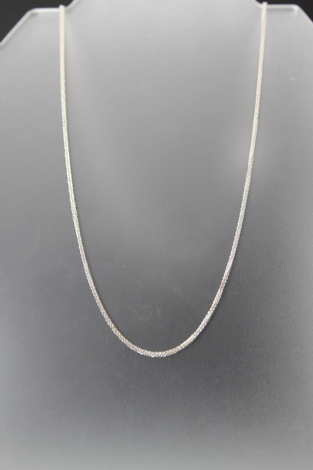 925 Sterling Silver Long Thin 23 1/2″ Wheat Chain Necklace 4.1 Grams (NEC6030)
