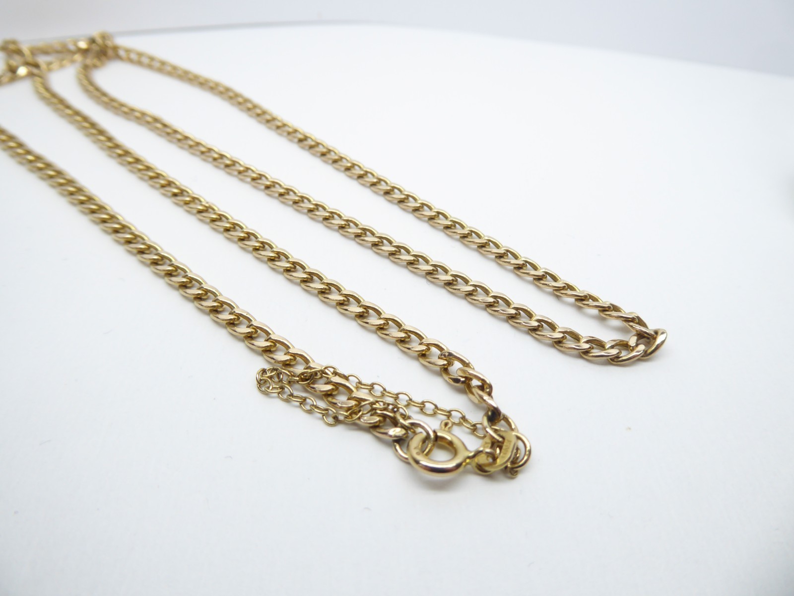 9ct Gold Curb Chain Link Hallmarked 6.7 grams 24” with gift box