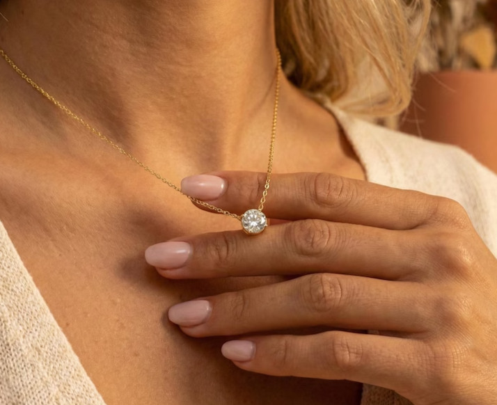 Round Cut Natural Diamond Solitaire Pendant 14k Yellow Gold Women Special Gift