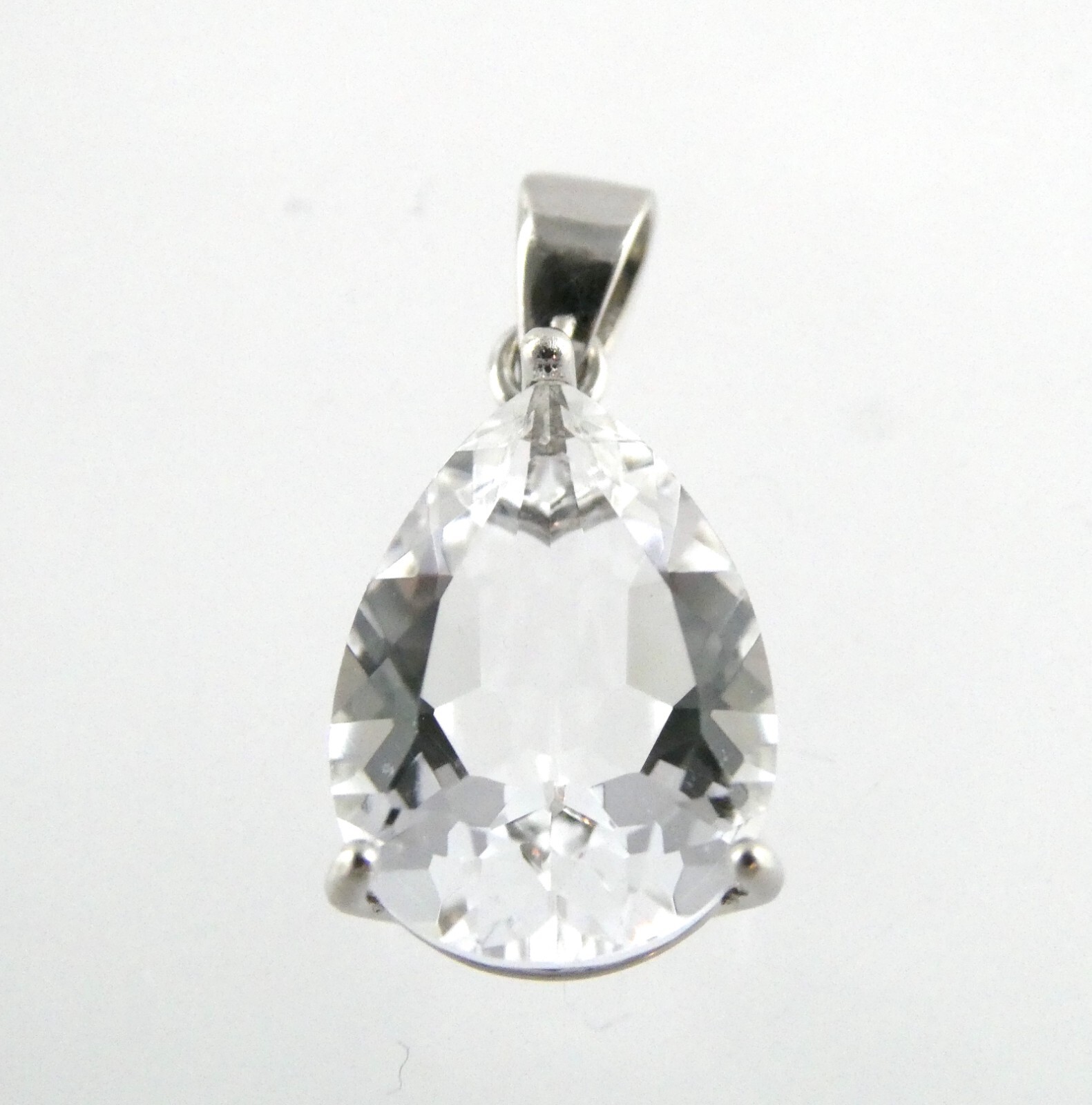JTT Designer Sterling Silver Pear Cut Colorless Quartz Pendant 925 1.9g 7/8 Inch