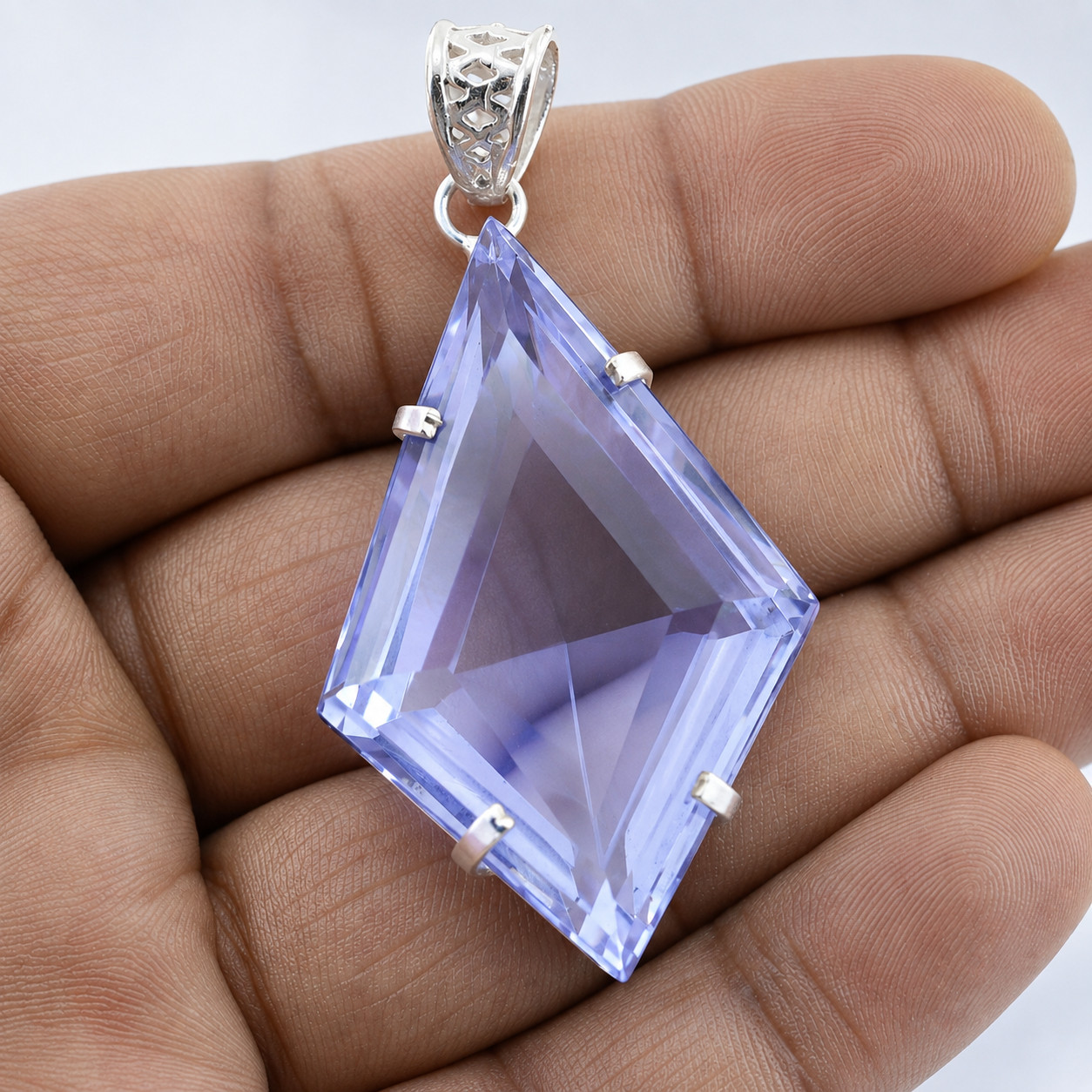 Natural Elegant Purple Topaz 925 Solid Silver Kite Cut 101.50 Ct Pendant Gem