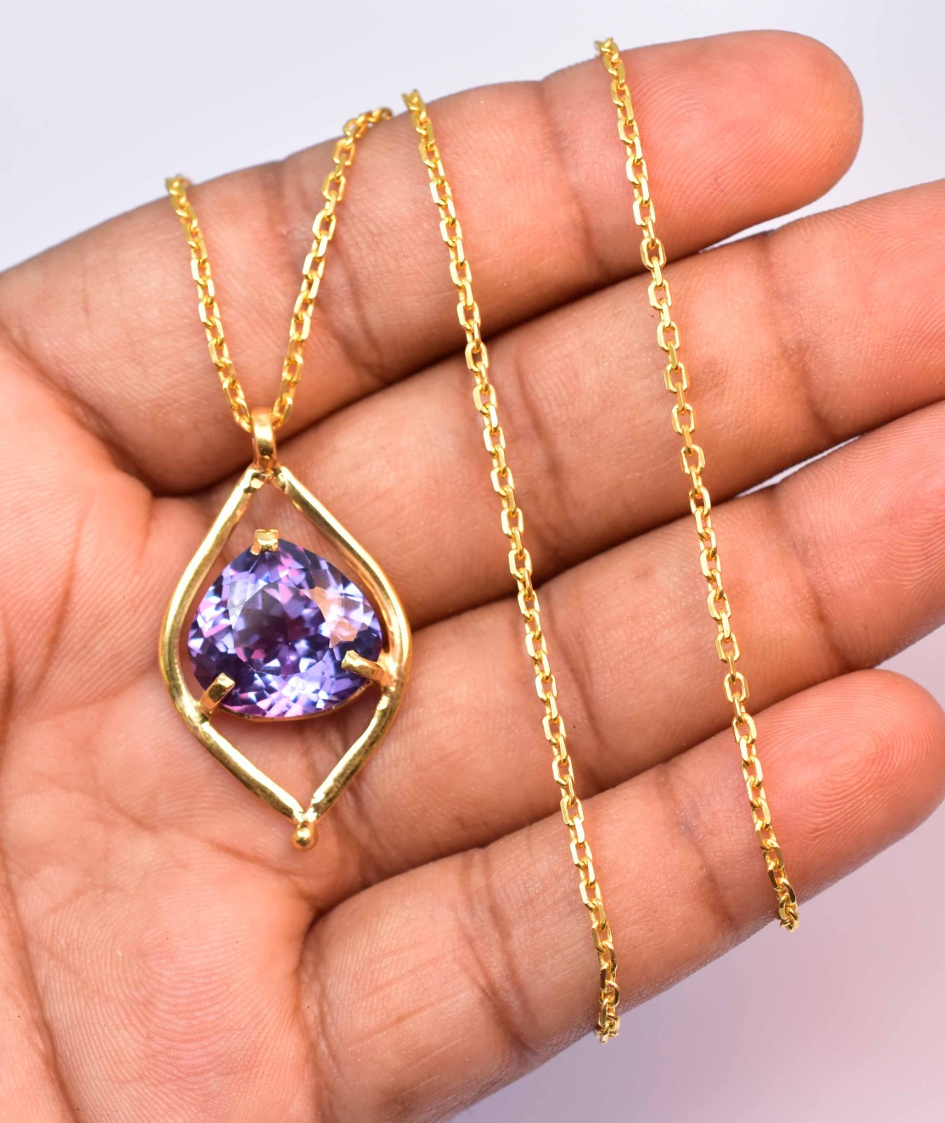 20.40 Ct Natural Color Change Alexandrite 925 Sterling Silver Pendant Certified