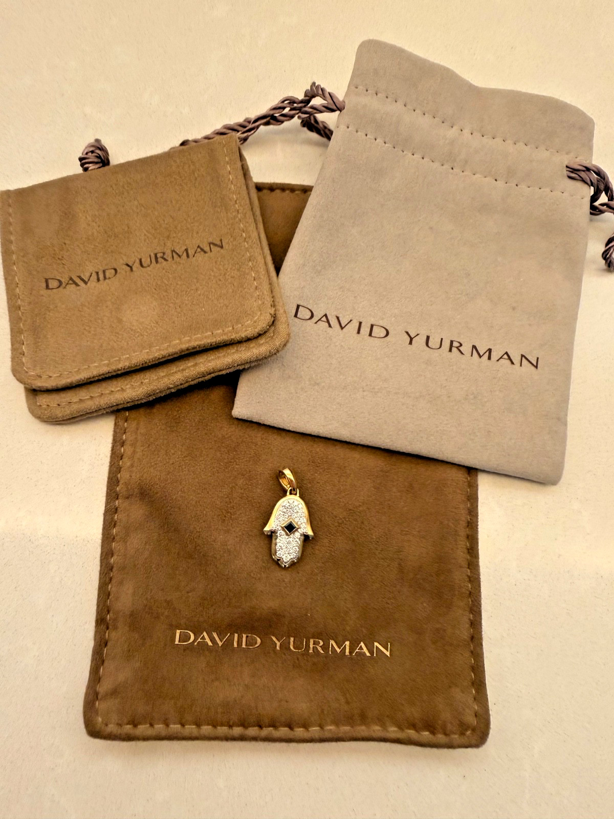 $2600 DAVID YURMAN HAMSA AMULET PENDANT 18K GOLD PAVE DIAMONDS & SAPPHIRE