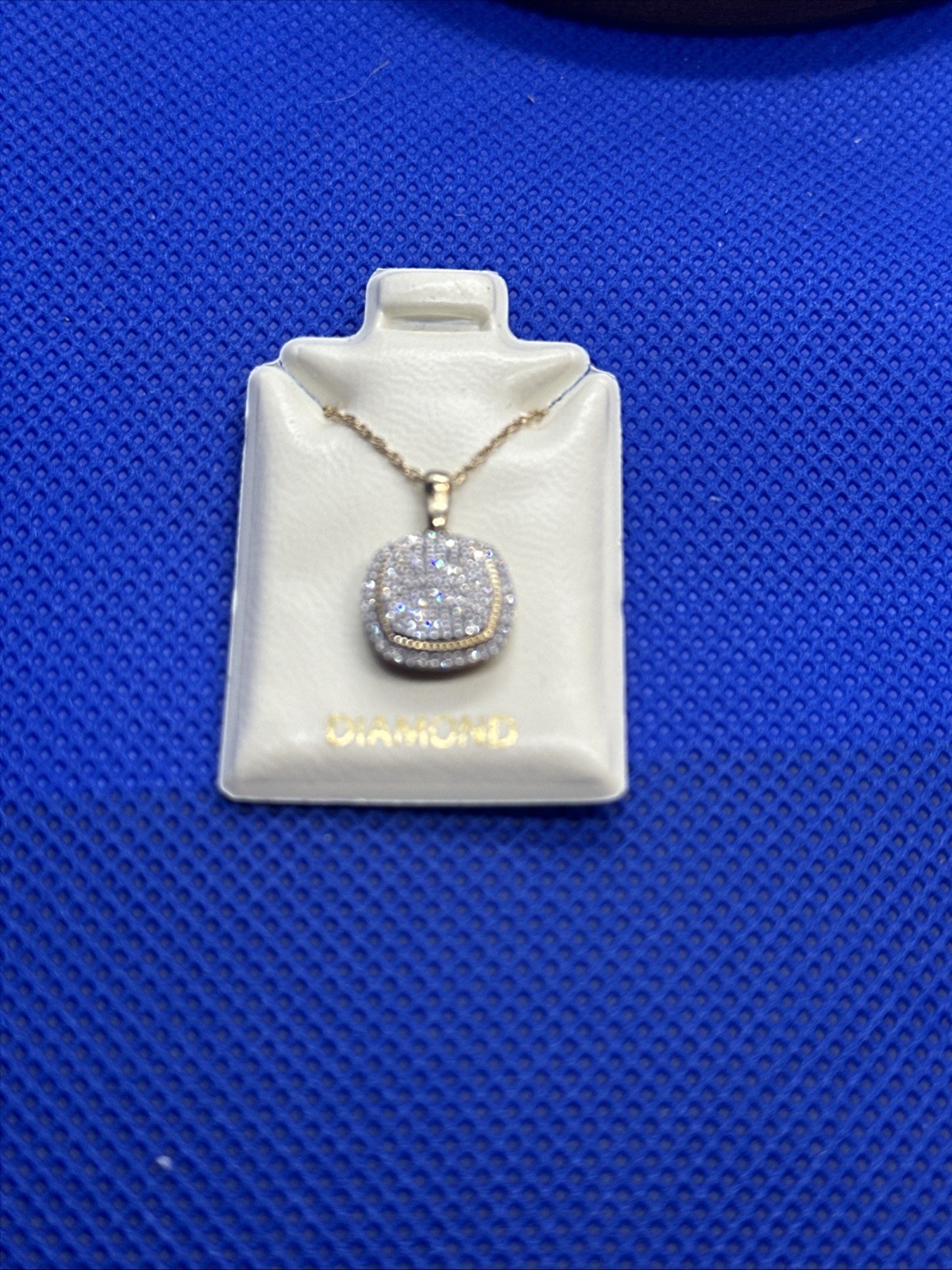 10K Yellow Gold 1/4 CT. T.W. Diamond Cushion Frame Vintage-Style Pendant – 18″