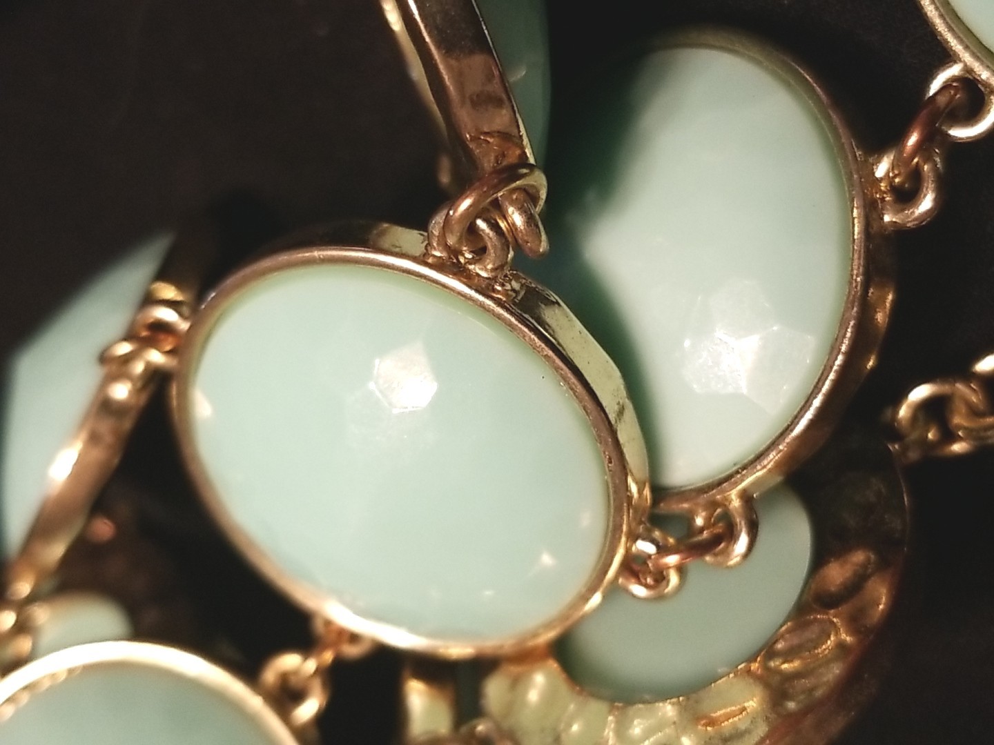 Amazonite Colored, Reverable, 21″ Adjustable Statement Station Necklace Unsigned