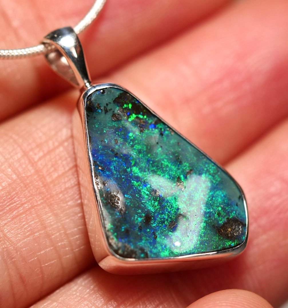 Australia Natural Queensland Solid Boulder Opal Silver 925 Pendant Hallmark