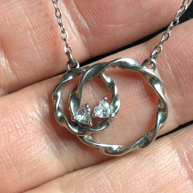 B0154 Sterling Silver Twisted Rings Pendant CZ Necklace 18-20″ 3.4grams