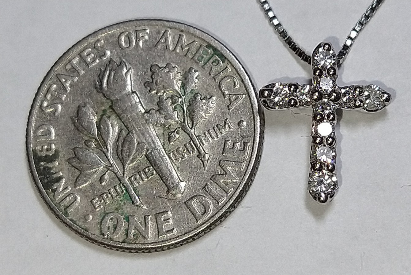 Solid platinum 0.20 carat natural diamond cross necklace 2.56 grams 15.75″