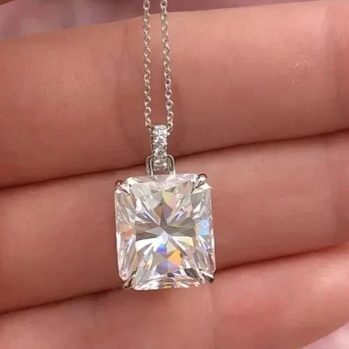 3.20Ct Radiant-Cut Lab Grown Diamond Solitaire Necklace Pendant 14k White Gold