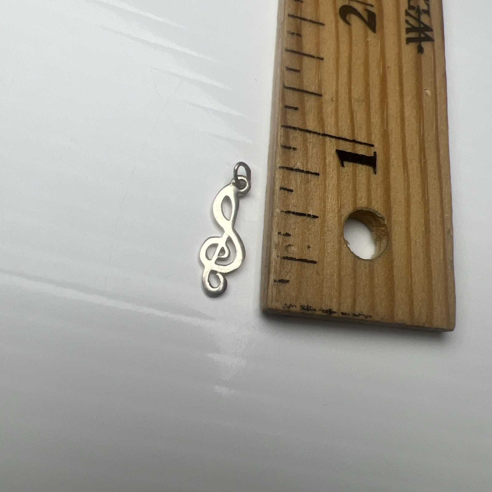 925 Sterling Silver Retro Charm Pendant Treble Clef Note Music Band