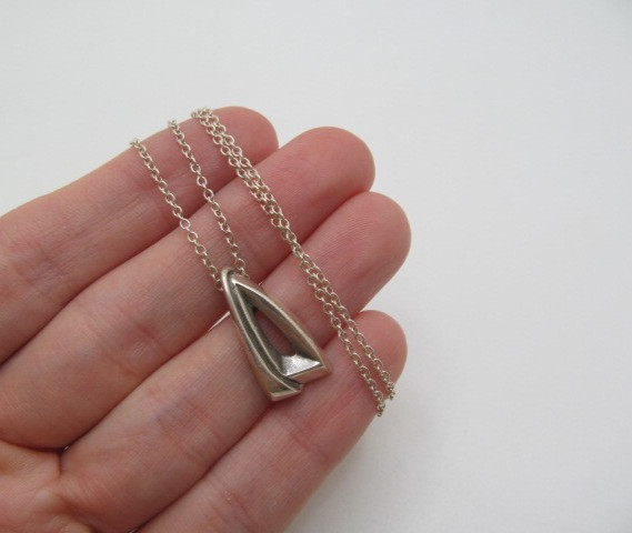 925 Sterling Silver Abstract Edge Geometric Solid Triangle Oval Chain Necklace