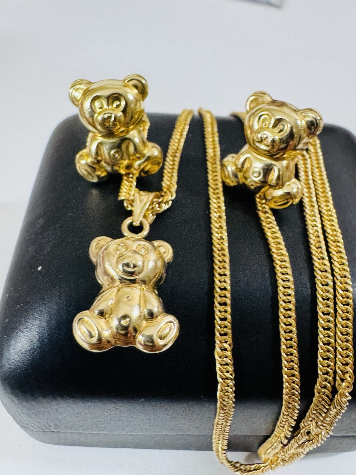 18K 750 Gold Bear Set Earring & Necklace 15.6”/16” Long 6.5g 2.2g