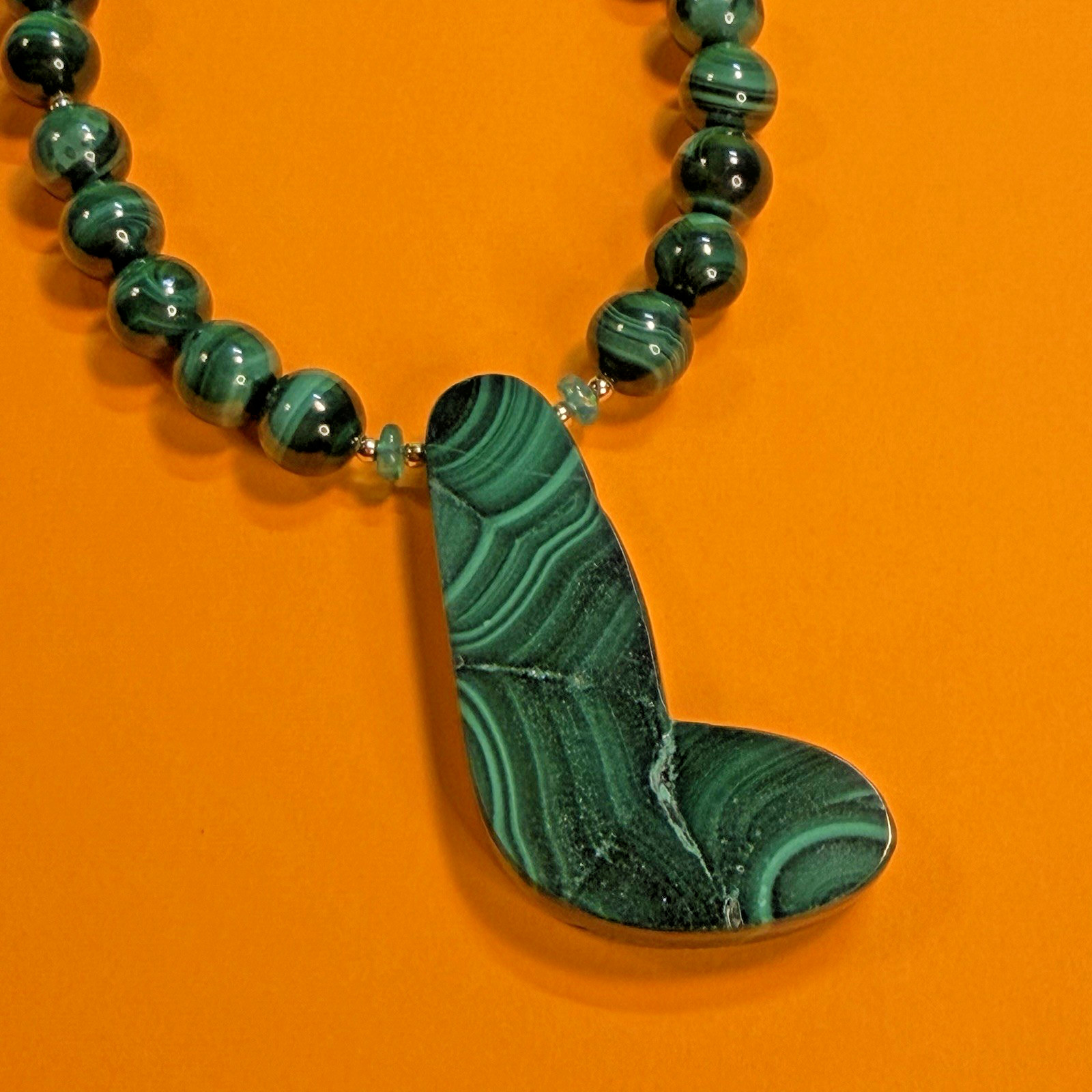 NATURAL EARTHY GREEN CURVED CRESCENT MALACHITE ARTISAN NECKLACE EARRING SET