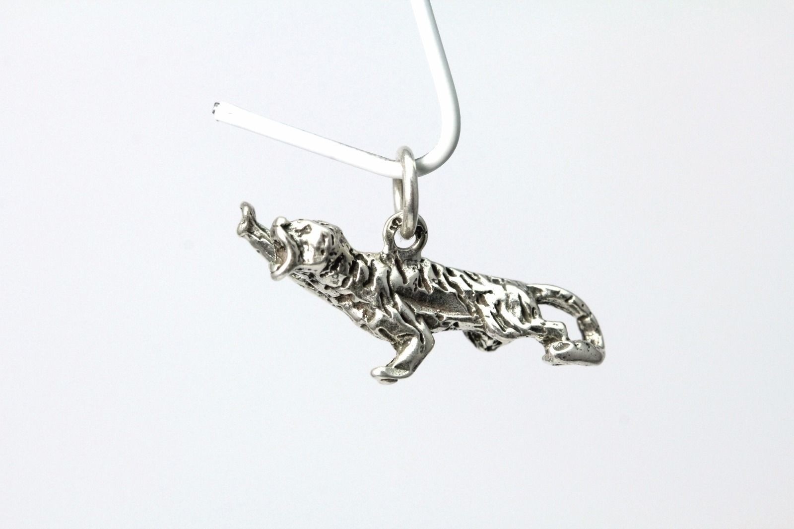 Very Nice 925 Sterling Silver Small Tiger Charm/Pendant 2.6 Grams (PEN3479)