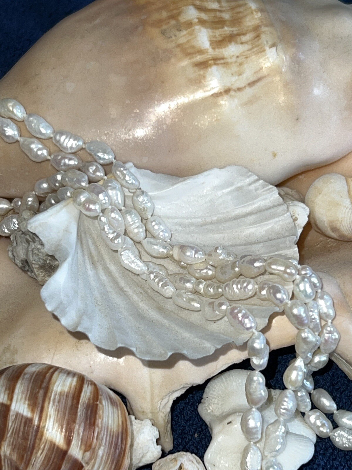Vintage 33″ White Freshwater Rice Pearl Necklace Continuous Rope Hand Knotted