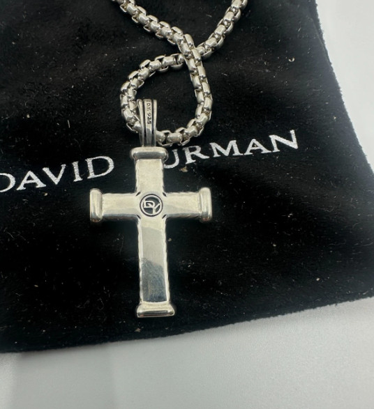 David Yurman 925 Silver Chevron Cross Necklace 24″ with Diamonds