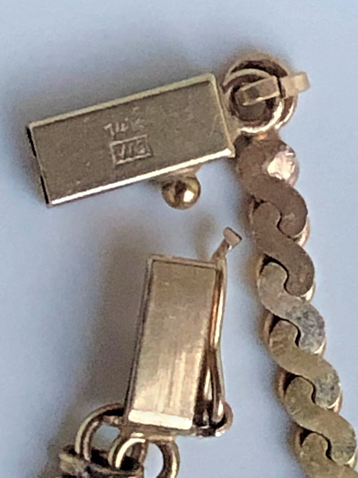 14K solid gold 13.1g necklace serpentine double chain 17” length stamped VTG